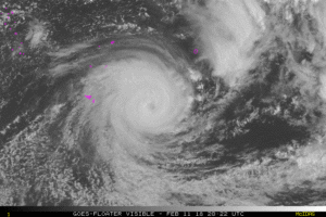 Sterke cycloon treft Samoa; Tonga nu aan de beurt