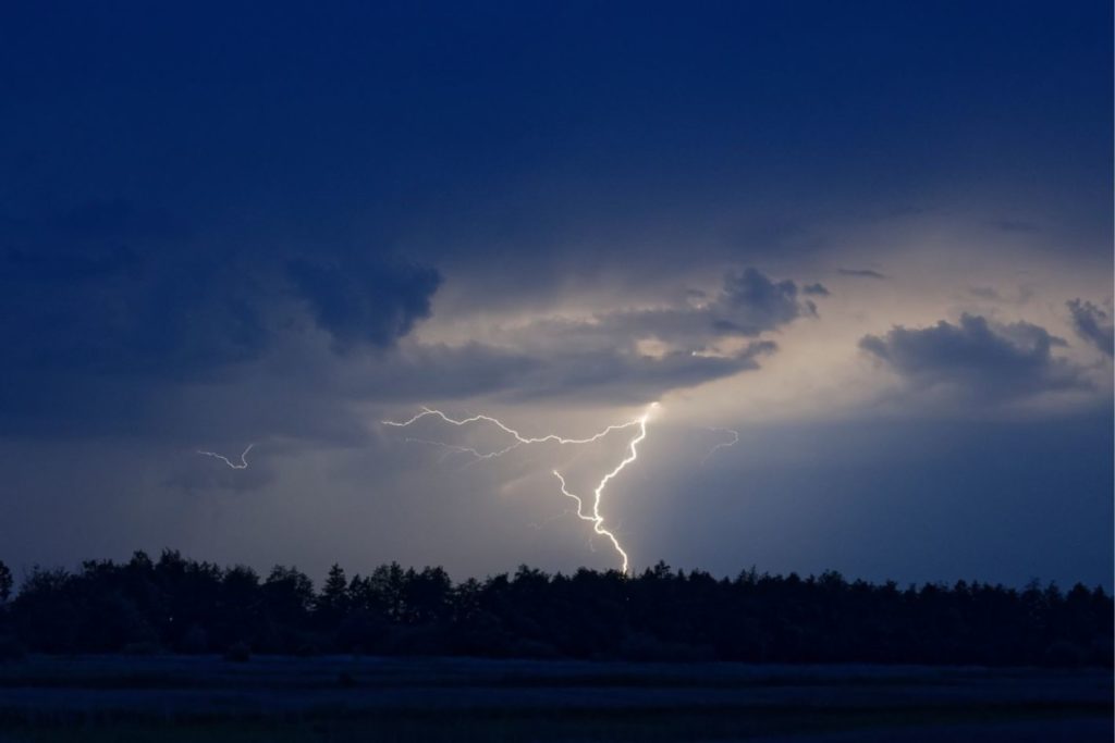 Chase Sipke: zwaar onweer boven Nederland